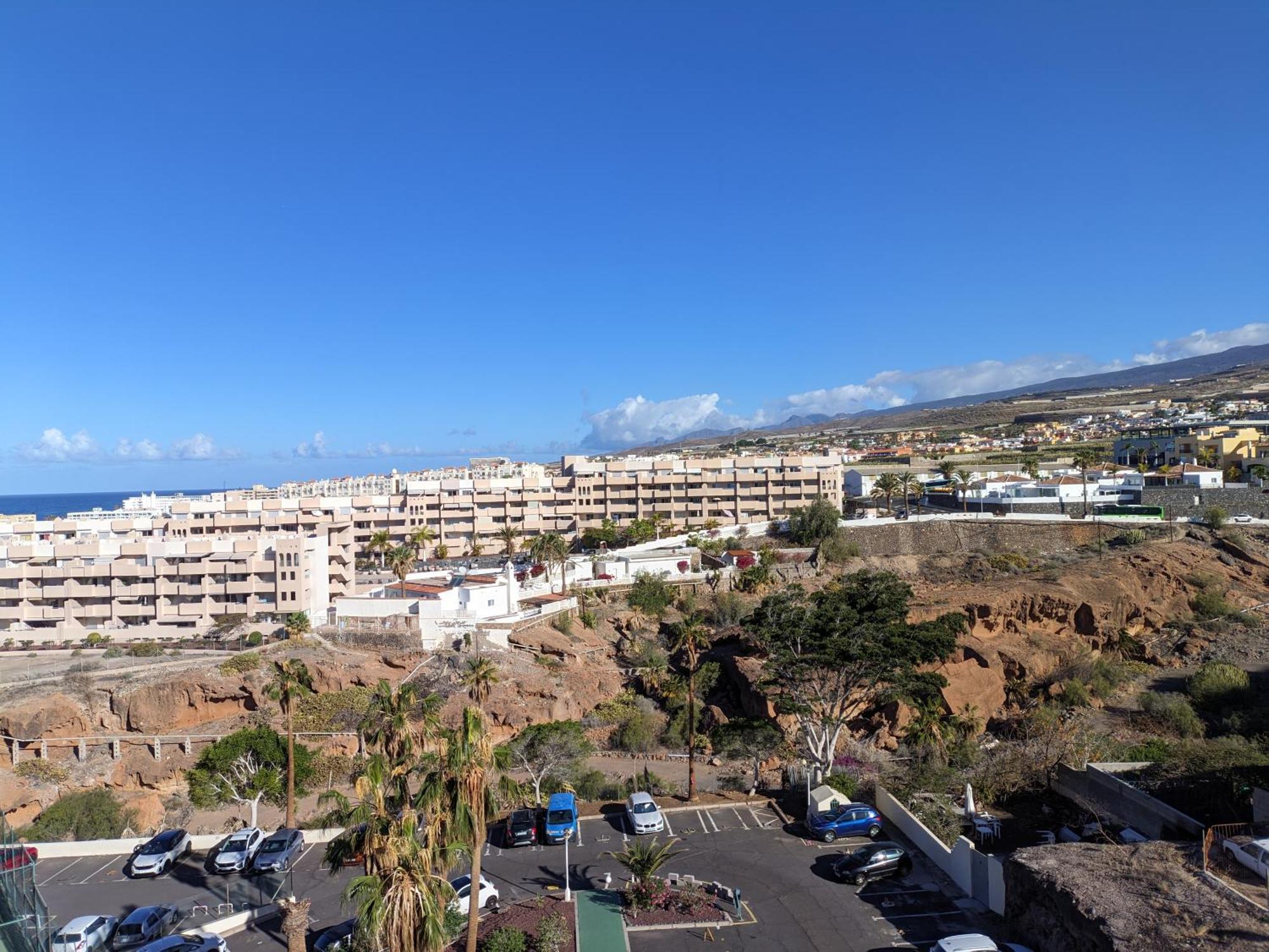 Parking Y Wifi Free!!!!! Playa Paraiso (Tenerife)