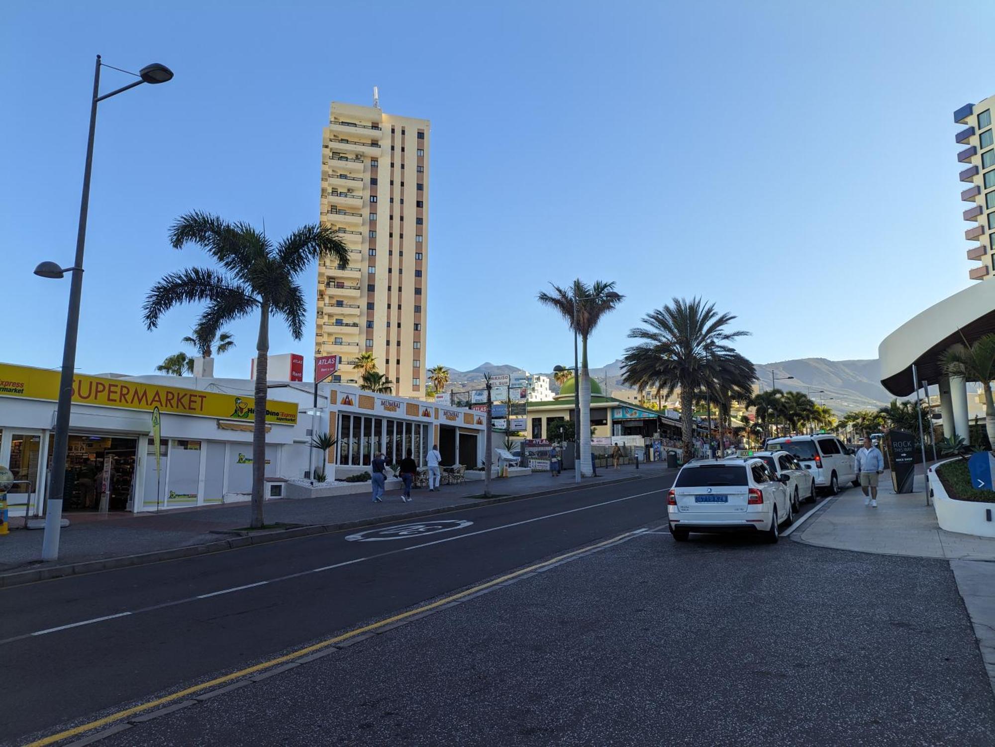 Parking Y Wifi Free!!!!! * Playa Paraiso (Tenerife)